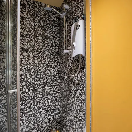 Dreamer - 1 Bedroom Luxury By Mint *