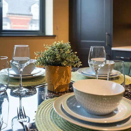 Dreamer - 1 Bedroom Luxury By Mint *